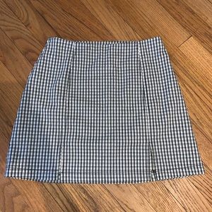 ☁️SOLD☁️Black and white plaid miniskirt
